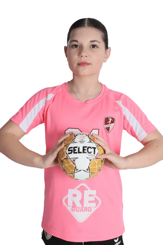 Horváth Flóra